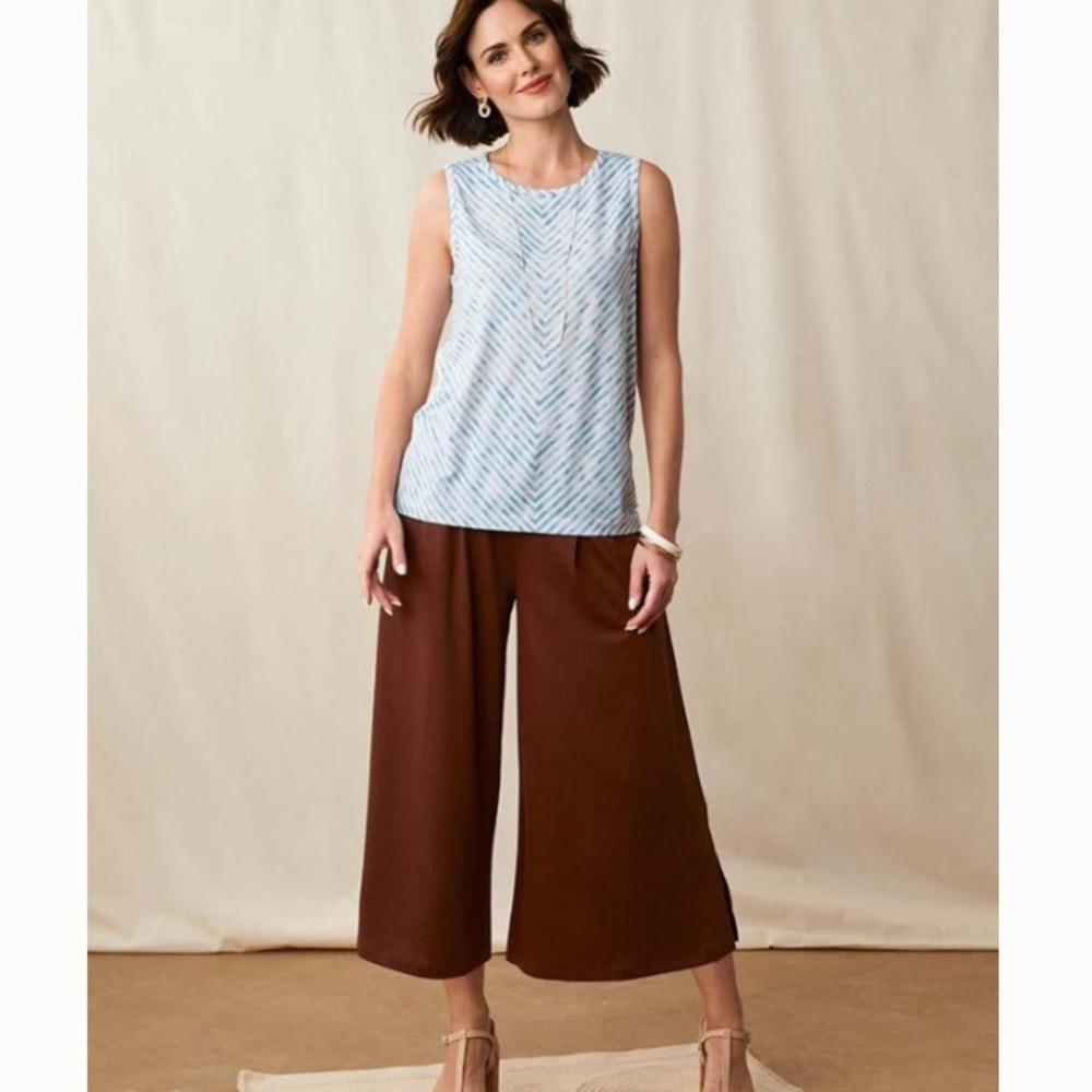 Matilda Jane - Alice Textured Wide Leg Cropped Pants - Picture 2 of 8